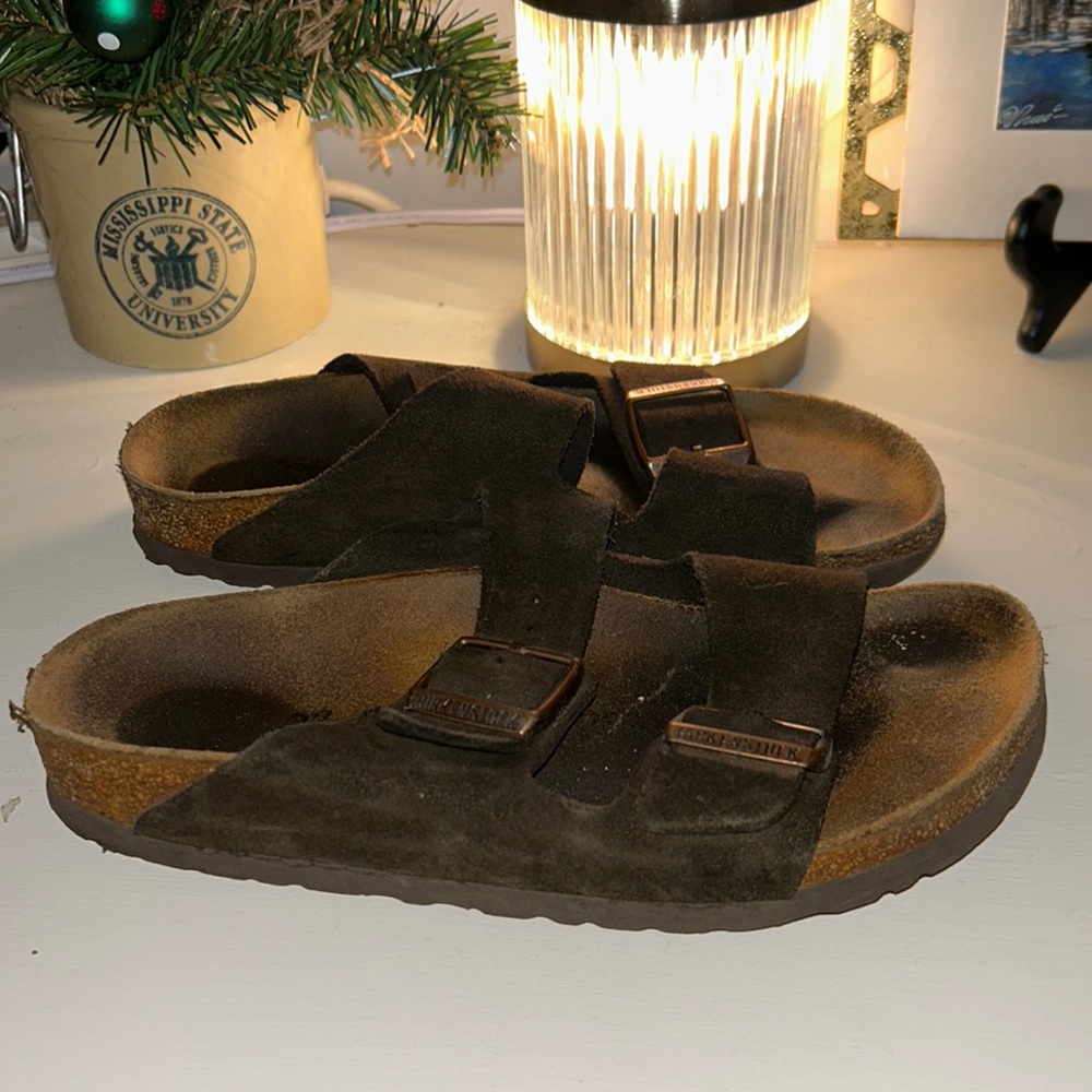 Size 37 dark brown Birkenstocks